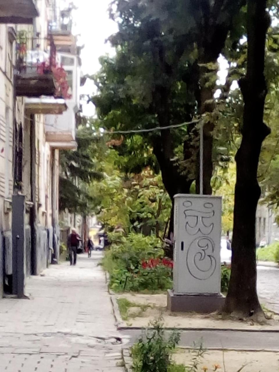 1 ком на олены степанивны ,парковка Lviv